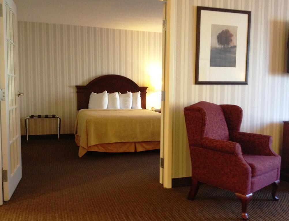Quality Hotel & Suites Woodstock Zewnętrze zdjęcie