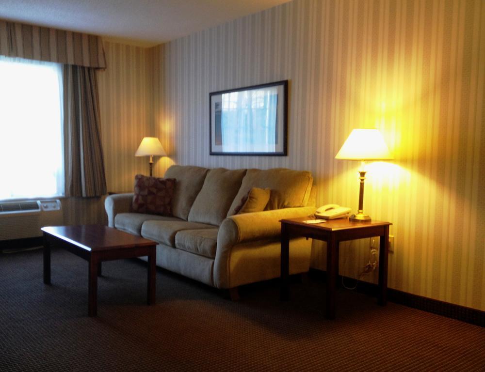Quality Hotel & Suites Woodstock Zewnętrze zdjęcie